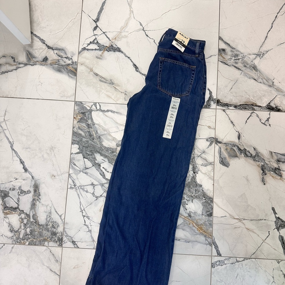 Ariat Wide Leg high rise jeans NWT